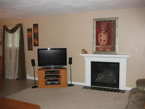 79 Lake Ave, East Wareham, MA 02538 photo 17