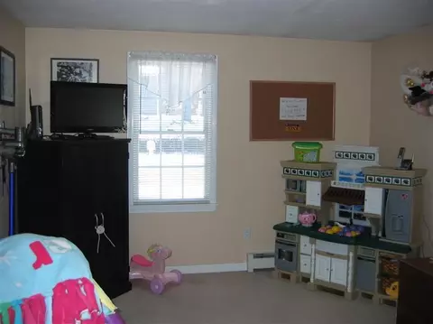79 Lake Ave, East Wareham, MA 02538 photo 10