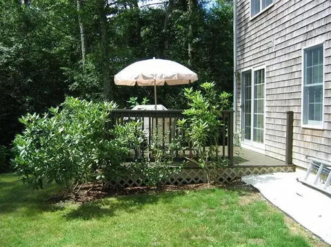 79 Lake Ave, East Wareham, MA 02538 photo 4