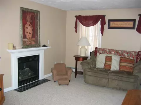 79 Lake Ave, East Wareham, MA 02538 photo 14