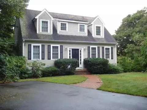 91 Edgewater Rd, Mashpee, MA 02649 photo 1