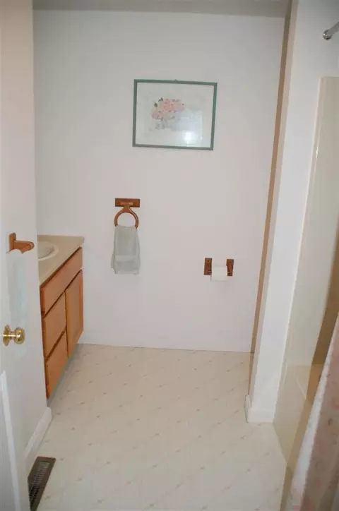 27 Bay Pointe Extension Dr #27, Buzzards Bay, MA 02532 photo 11