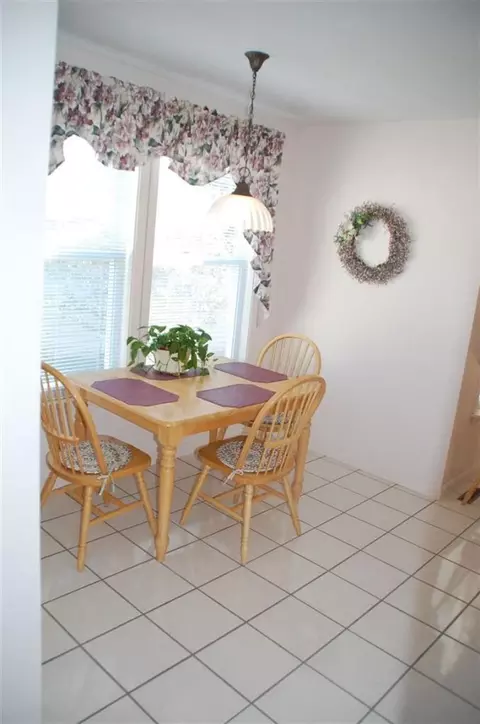 27 Bay Pointe Extension Dr #27, Buzzards Bay, MA 02532 photo 4