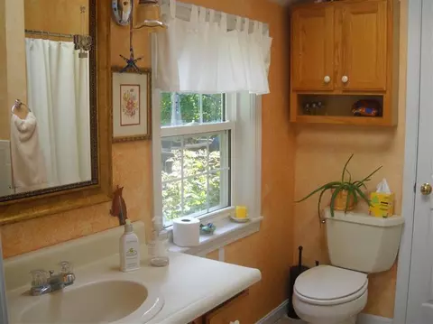 7 Carleton Dr, Mashpee, MA 02649 photo 10