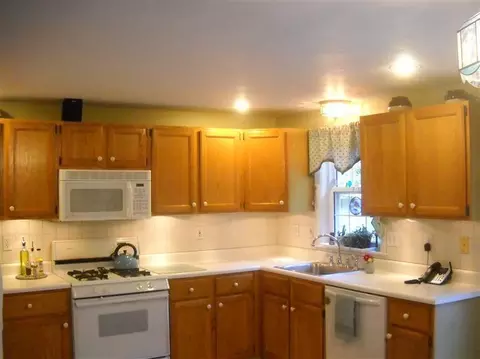 7 Carleton Dr, Mashpee, MA 02649 photo 7