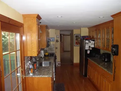 14 Woodside Rd, West Barnstable, MA 02668 photo 2
