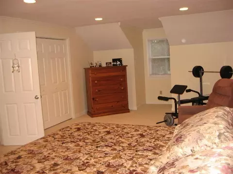 40 Viola Ln, Marstons Mills, MA 02648 photo 3