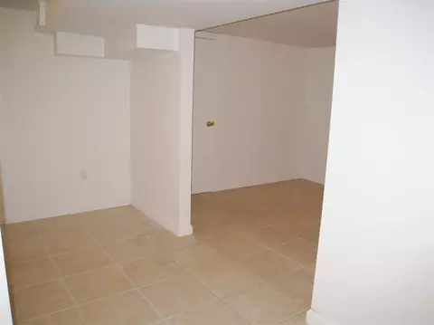 28 Wellesley Cir, Hyannis, MA 02601 photo 20