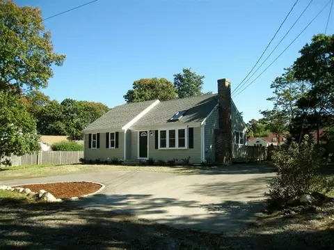28 Wellesley Cir, Hyannis, MA 02601 photo 28