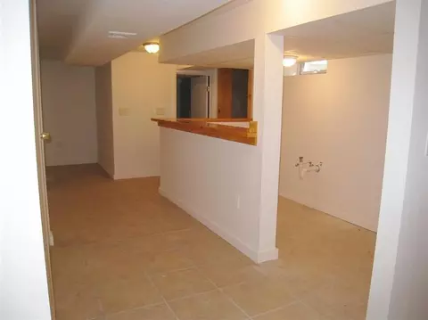 28 Wellesley Cir, Hyannis, MA 02601 photo 24