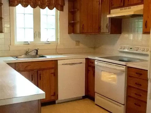 34 Poplar Dr, Osterville, MA 02655 photo 5