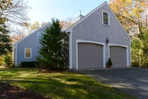 68 Sturbridge Dr, Osterville, MA 02655 photo 4
