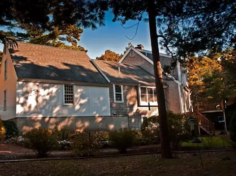 11 Cornwall Ct, Cotuit, MA 02635 photo 17