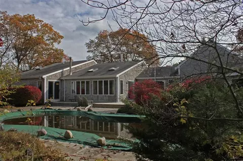 96 Prudence Ln, Cotuit, MA 02635 photo 2