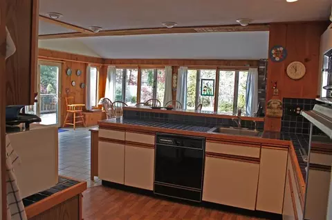 96 Prudence Ln, Cotuit, MA 02635 photo 6