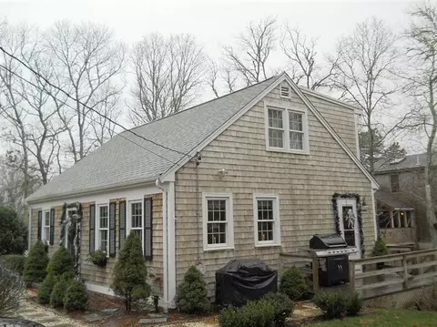 192 Algonquin Ave, Mashpee, MA 02649 photo 4