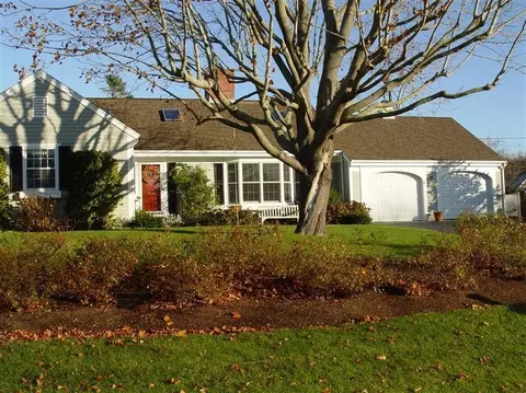 30 Thyme Ln, Osterville, MA 02655 photo 1