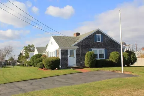 137 Short Beach Rd, Centerville, MA 02632 photo 2