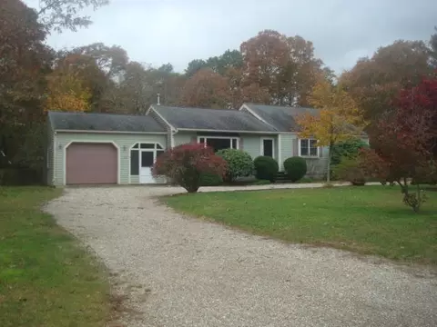 262 Jones Rd, Marstons Mills, MA 02648 photo 1