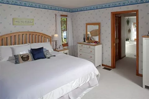 8 Shaker Dr, Monument Beach, MA 02553 photo 9