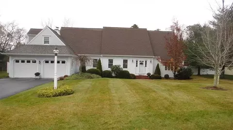 8 Shaker Dr, Monument Beach, MA 02553 photo 1