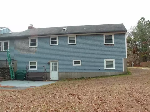 47 Gitche Gumee Rd, Buzzards Bay, MA 02532 photo 2