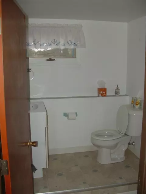 47 Gitche Gumee Rd, Buzzards Bay, MA 02532 photo 7