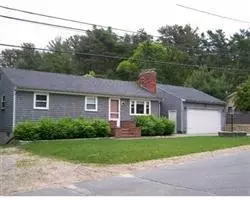 47 Gitche Gumee Rd, Buzzards Bay, MA 02532 photo 3
