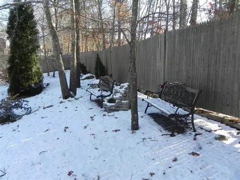 20 Briggs Ave, Bourne, MA 02532 photo 8