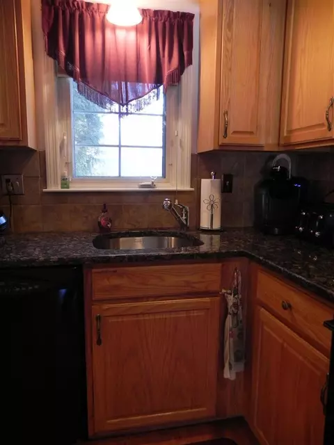 20 Briggs Ave, Bourne, MA 02532 photo 6