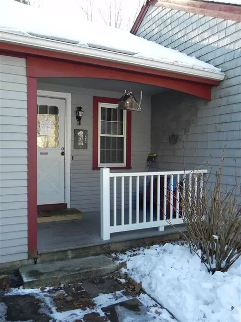 20 Briggs Ave, Bourne, MA 02532 photo 4