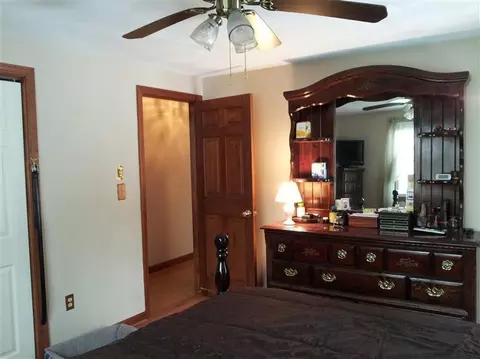 20 Briggs Ave, Bourne, MA 02532 photo 5