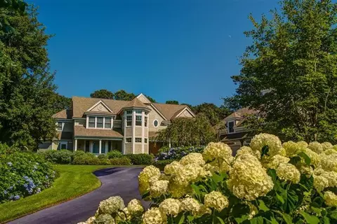 3 Harbor Ridge Dr, Mashpee, MA 02649 photo 1