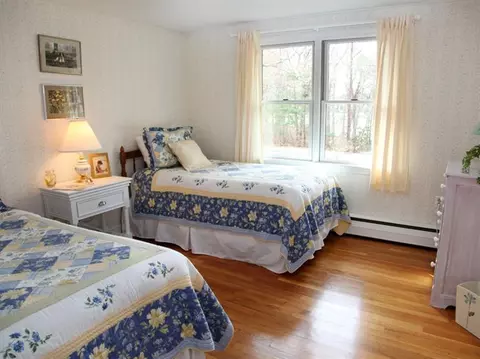 69 Holly Point Rd, Centerville, MA 02632 photo 6
