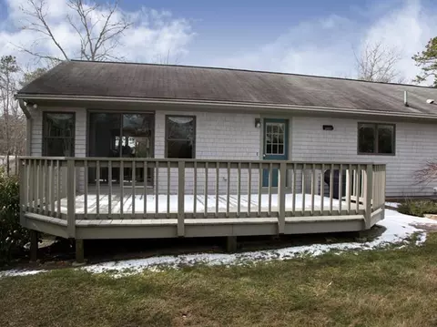 69 Holly Point Rd, Centerville, MA 02632 photo 8
