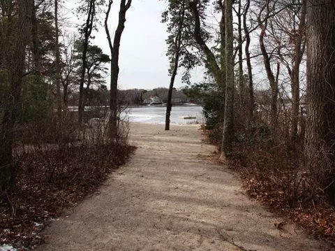 69 Holly Point Rd, Centerville, MA 02632 photo 10