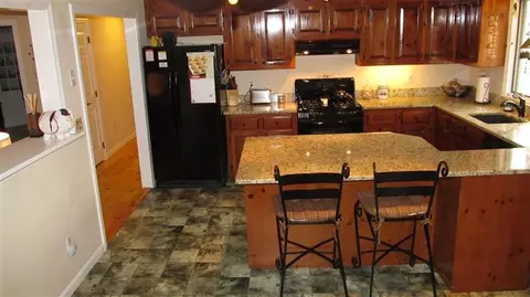39 Lawrence Ln, Centerville, MA 02632 photo 3