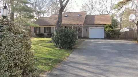 39 Lawrence Ln, Centerville, MA 02632 photo 9