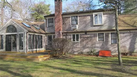 39 Lawrence Ln, Centerville, MA 02632 photo 8