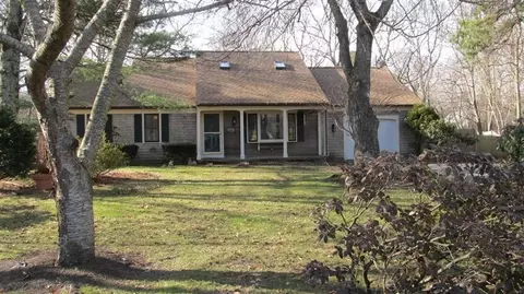 39 Lawrence Ln, Centerville, MA 02632 photo 11