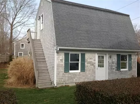 27 Sandwich Rd, Bourne, MA 02532 photo 6