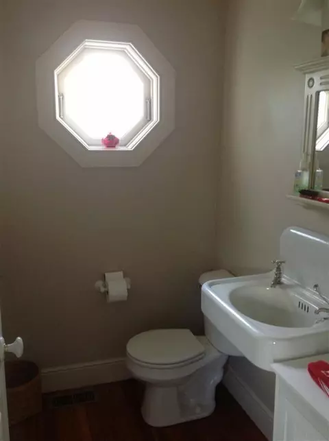 27 Sandwich Rd, Bourne, MA 02532 photo 25