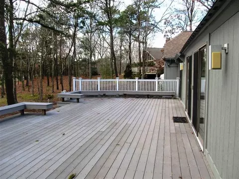 29 Prestwick Ln, Mashpee, MA 02649 photo 27