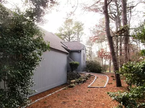 29 Prestwick Ln, Mashpee, MA 02649 photo 25