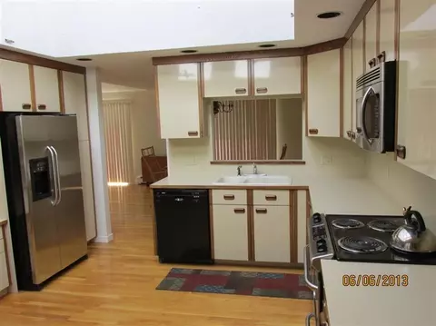 29 Prestwick Ln, Mashpee, MA 02649 photo 8
