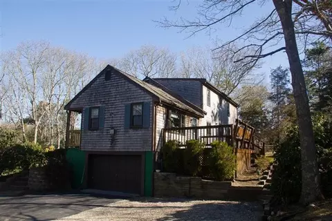 251 Old Mill Rd, Marstons Mills, MA 02648 photo 4