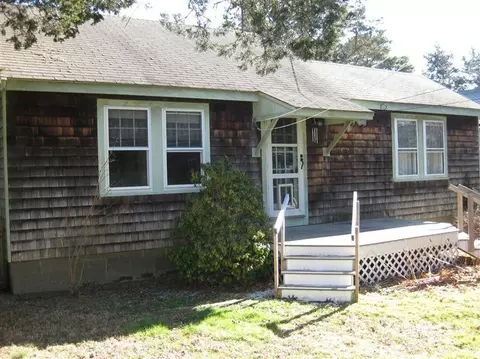 38 Hope Ave, Pocasset, MA 02559 photo 7
