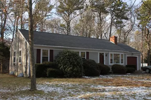 65 Mountwood Rd, Marstons Mills, MA 02648 photo 1