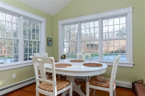 21 Dewey Ln, Cotuit, MA 02635 photo 9