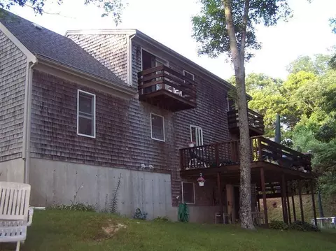 2 Annawon Rd, Mashpee, MA 02649 photo 8
